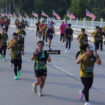 Runner Photo 7133279