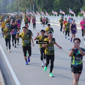 Runner Photo 7133285
