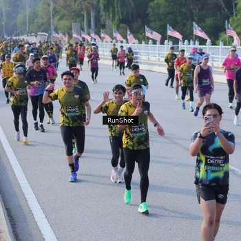 Runner Photo 7133288