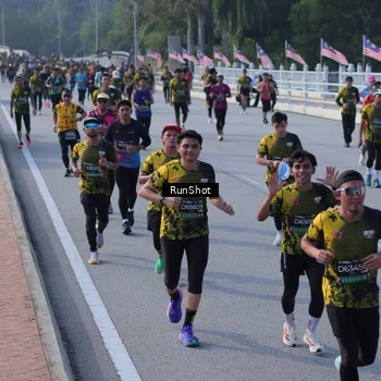 Runner Photo 7133291