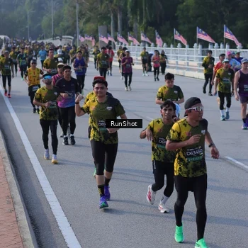 Runner Photo 7133295