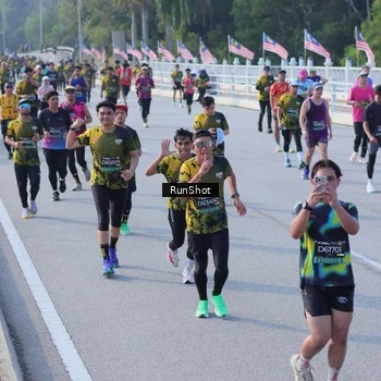Runner Photo 7133298