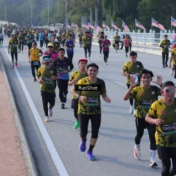 Runner Photo 7133304