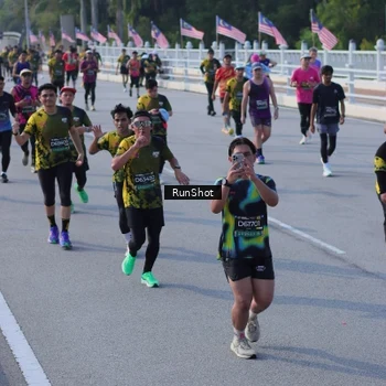 Runner Photo 7133309