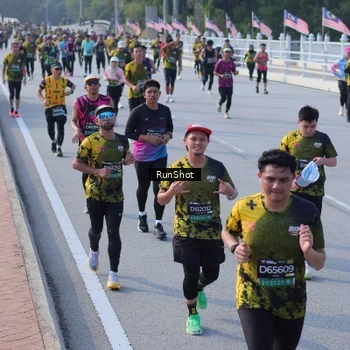 Runner Photo 7133317