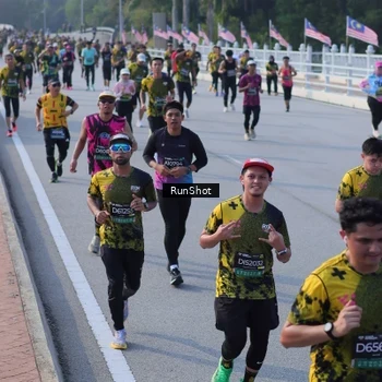 Runner Photo 7133318
