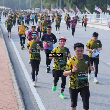 Runner Photo 7133324