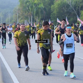 Runner Photo 7133325