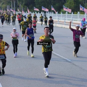 Runner Photo 7133327