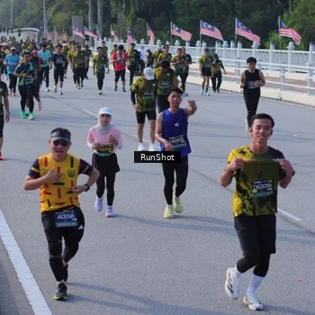 Runner Photo 7133332