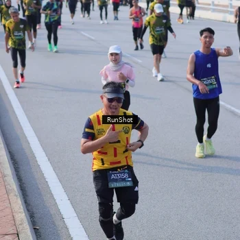 Runner Photo 7133345