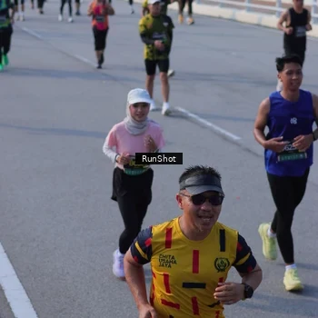 Runner Photo 7133356
