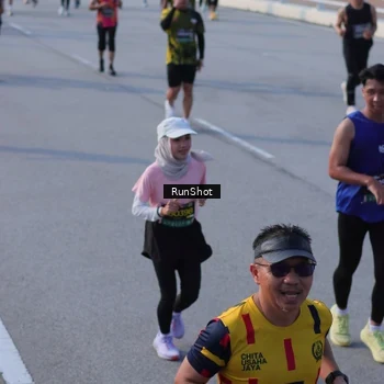 Runner Photo 7133359