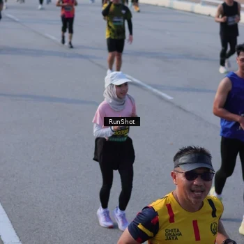 Runner Photo 7133360