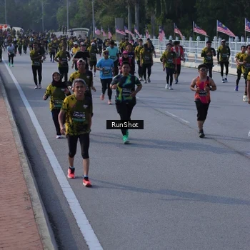 Runner Photo 7133375