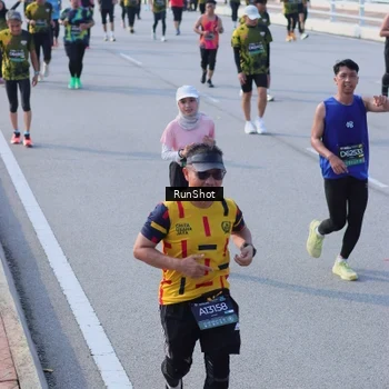 Runner Photo 7133377
