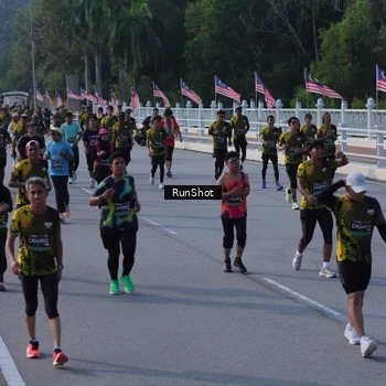 Runner Photo 7133378