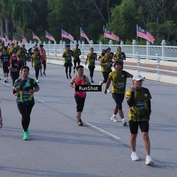 Runner Photo 7133387