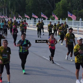 Runner Photo 7133389