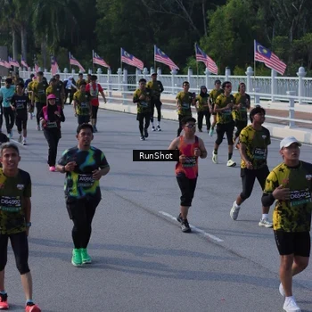 Runner Photo 7133390