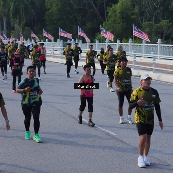 Runner Photo 7133391