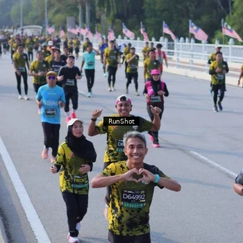 Runner Photo 7133409