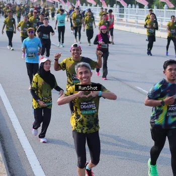 Runner Photo 7133411