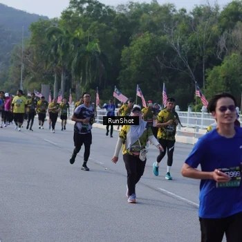 Runner Photo 7133412