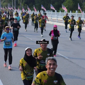 Runner Photo 7133420