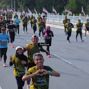 Runner Photo 7133421