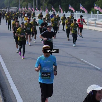 Runner Photo 7133433