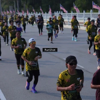 Runner Photo 7133467