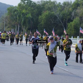 Runner Photo 7133471