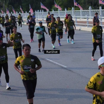 Runner Photo 7133484