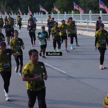 Runner Photo 7133485