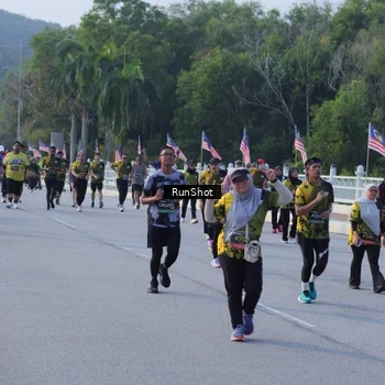 Runner Photo 7133486
