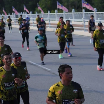 Runner Photo 7133491