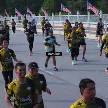 Runner Photo 7133494