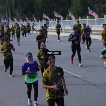 Runner Photo 7133503