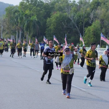 Runner Photo 7133504