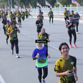 Runner Photo 7133507