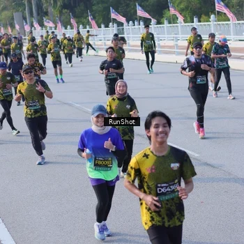 Runner Photo 7133508