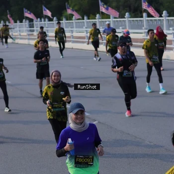 Runner Photo 7133512
