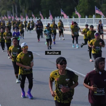 Runner Photo 7133513