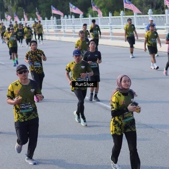 Runner Photo 7133514