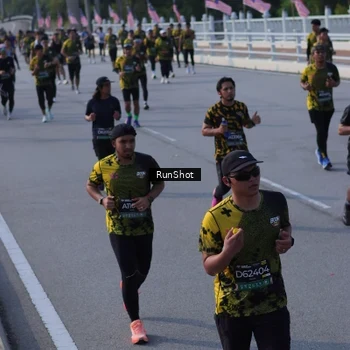 Runner Photo 7133524