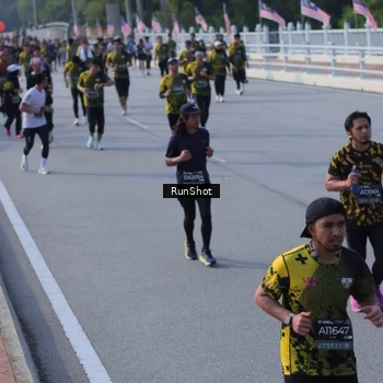 Runner Photo 7133540