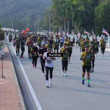 Runner Photo 7133545