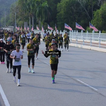 Runner Photo 7133552