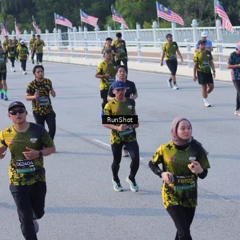 Runner Photo 7133553
